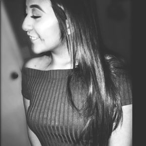 Meet your Posher, Maritza